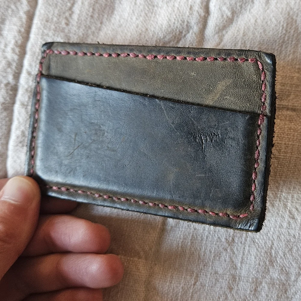 Handmade leather card holder (0726)